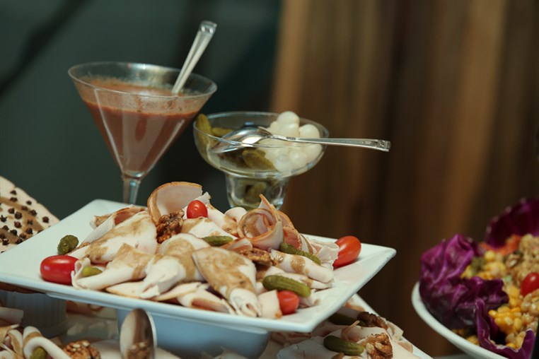 Sunday Buffet at Bay Lodge